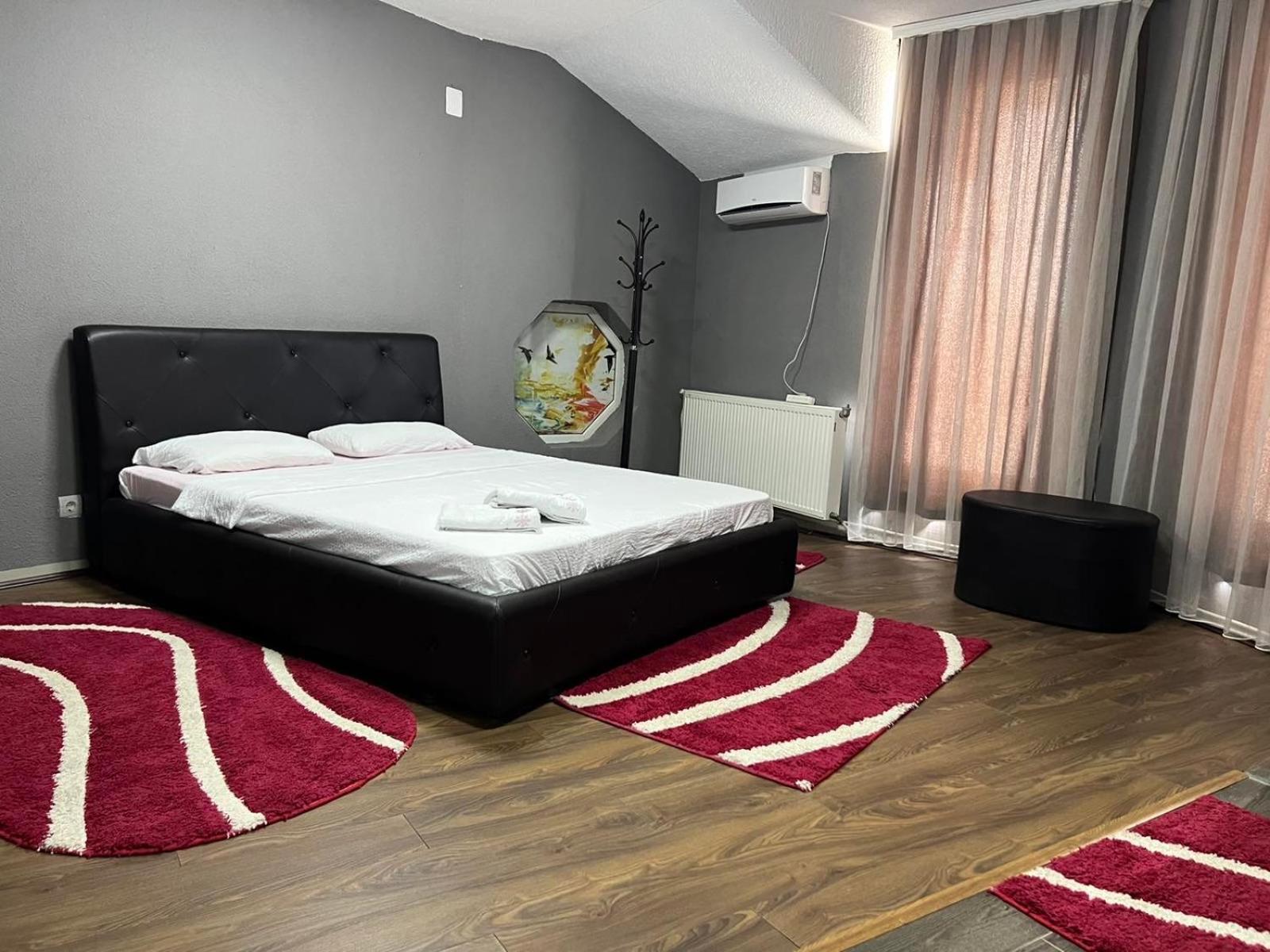 Hotelwhite Gjilan Экстерьер фото